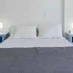 Aparthotel Valvis Perissa (Santorini)