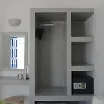 Valvis 4* Perissa (Santorini)