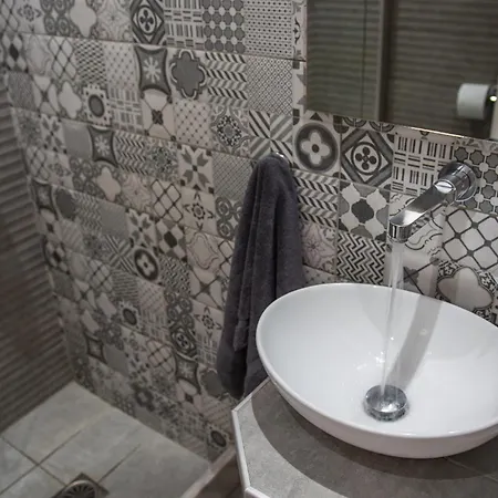 Aparthotel Valvis 2*