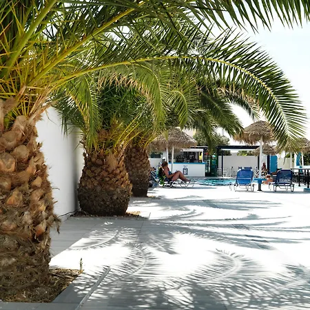 Valvis 4* Perissa (Santorini)