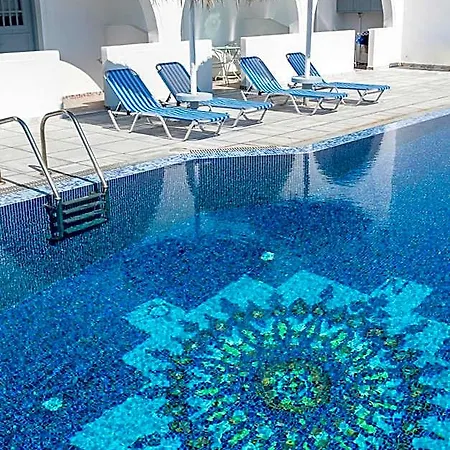 Valvis Apart Otel Perissa (Santorini)
