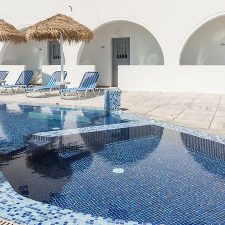Valvis 4* Perissa (Santorini)