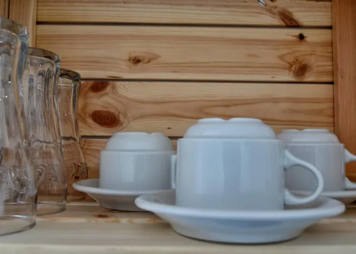 Valvis Hotel apartamentowy Perissa (Santorini)