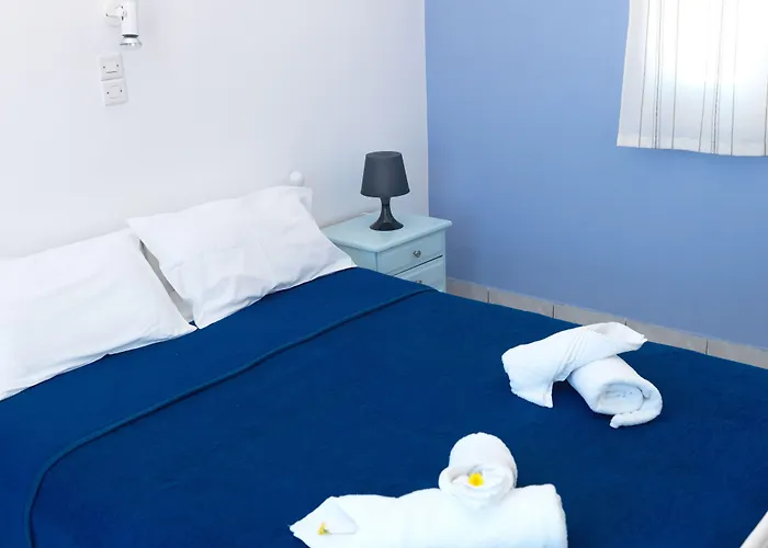 Valvis Hotel apartamentowy Perissa (Santorini)