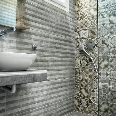 Aparthotel Valvis Perissa (Santorini)