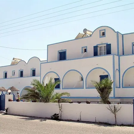 Valvis 2* Perissa (Santorini)