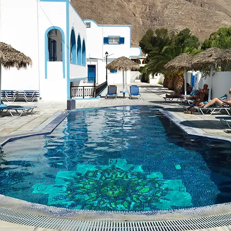Aparthotel Valvis Perissa (Santorini)